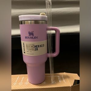 Stanley 40 oz Flowstate Tumbler- Purple (NWT)(DUPE)